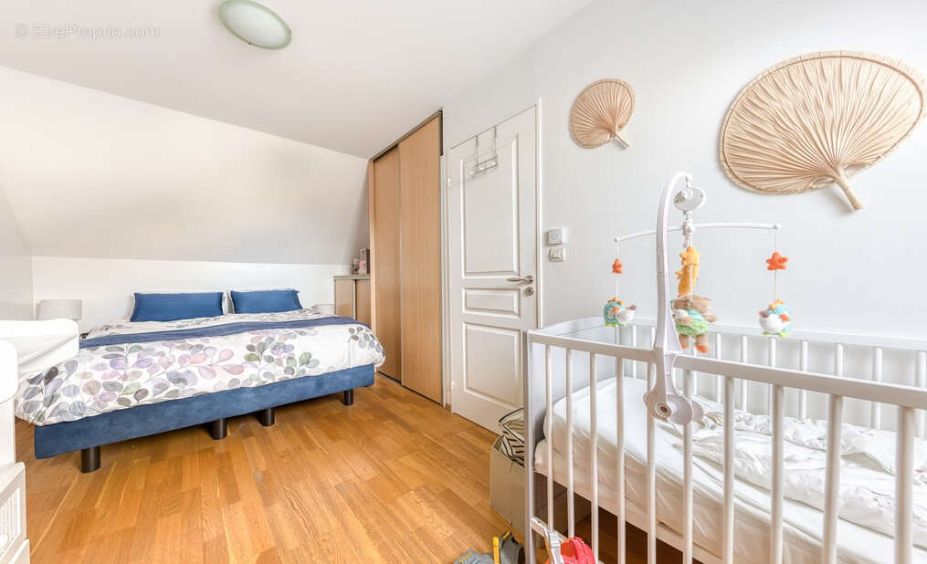 Maison à OZOIR-LA-FERRIERE