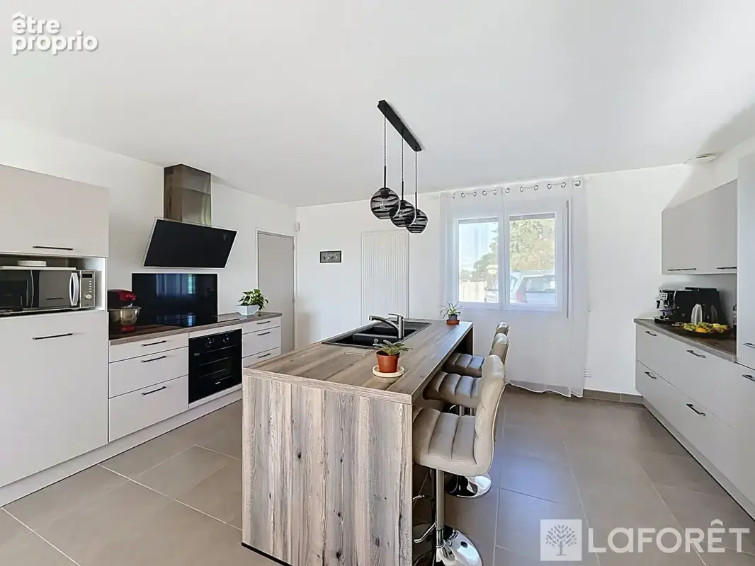 Maison Rochetoirin 5 pièce(s) 125.18 m2 - photo 4