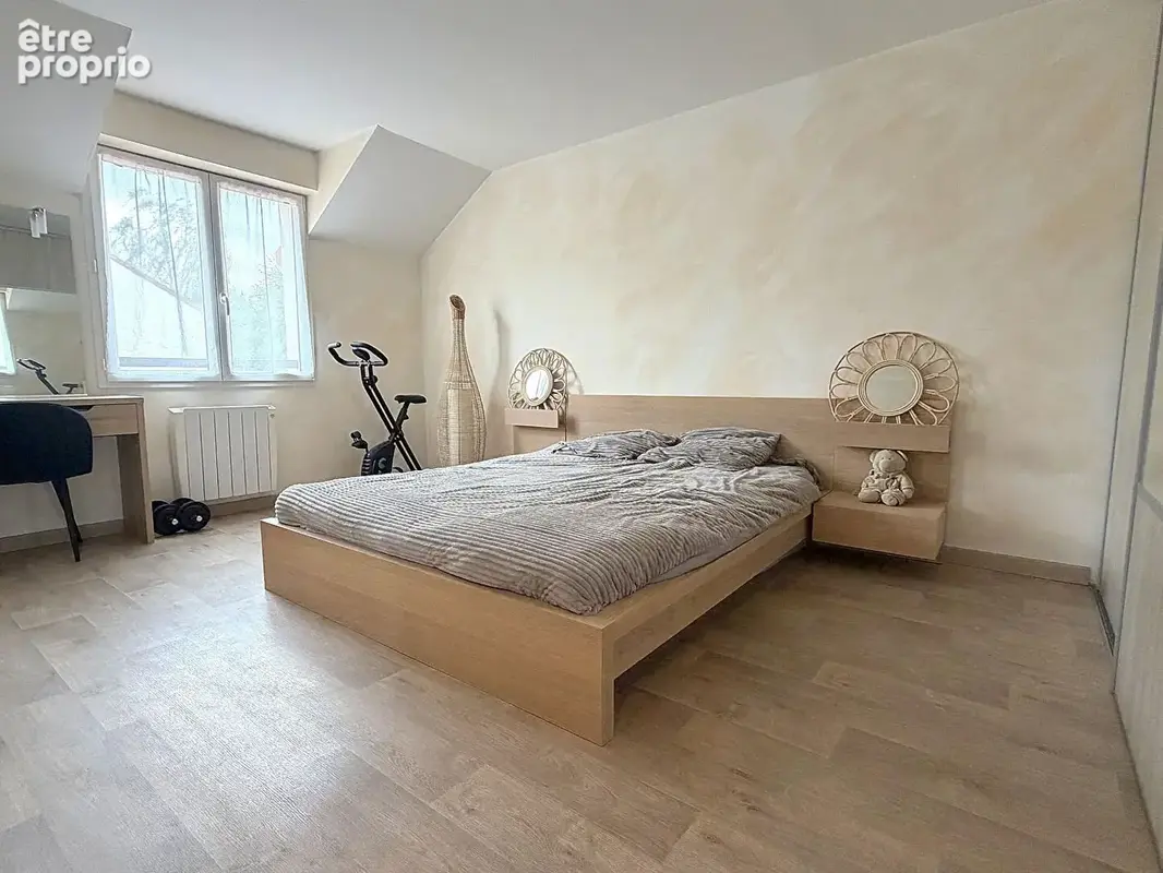 Maison Voisins Le Bretonneux 6 pièce(s) 135 m2 - photo 10