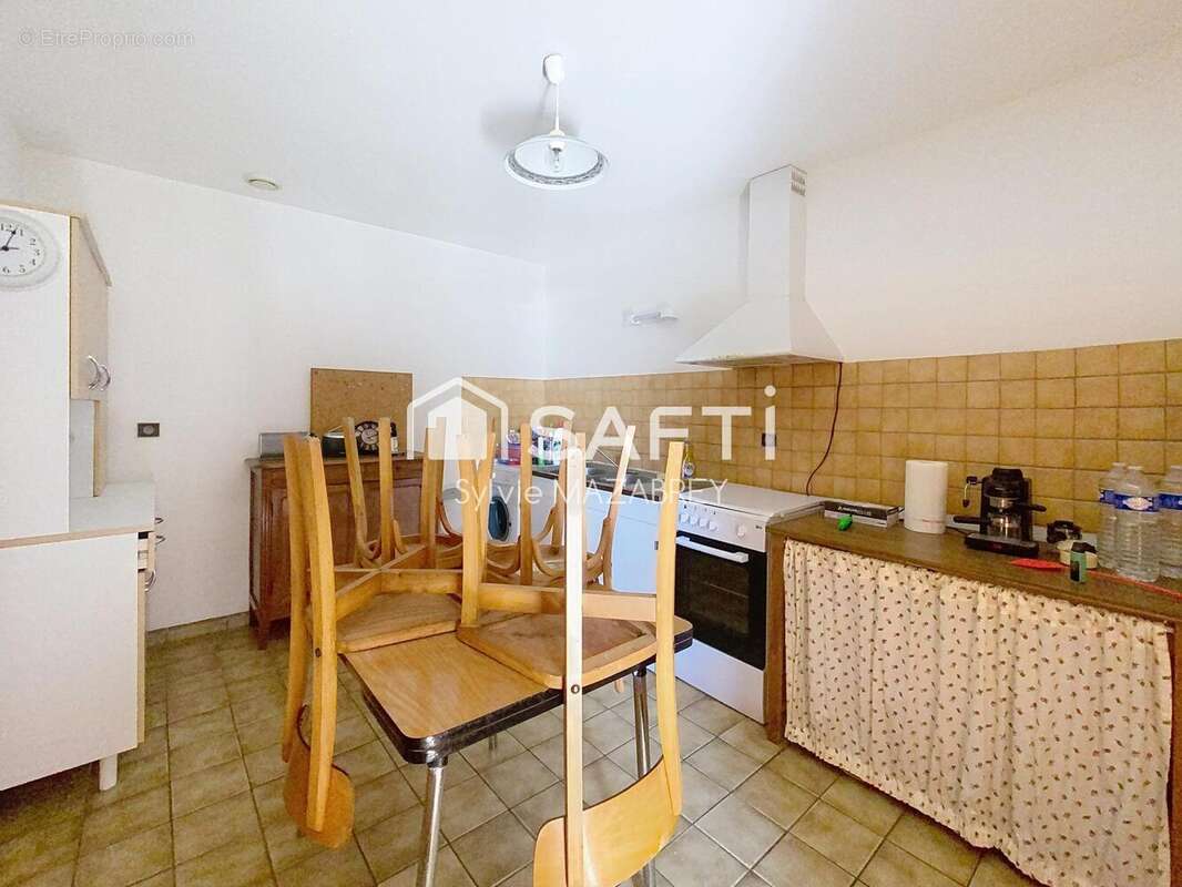 Maison 100 m² à Sergines  - photo 6