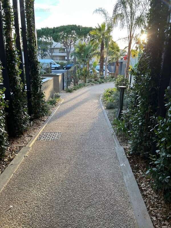 Appartement à VILLENEUVE-LOUBET