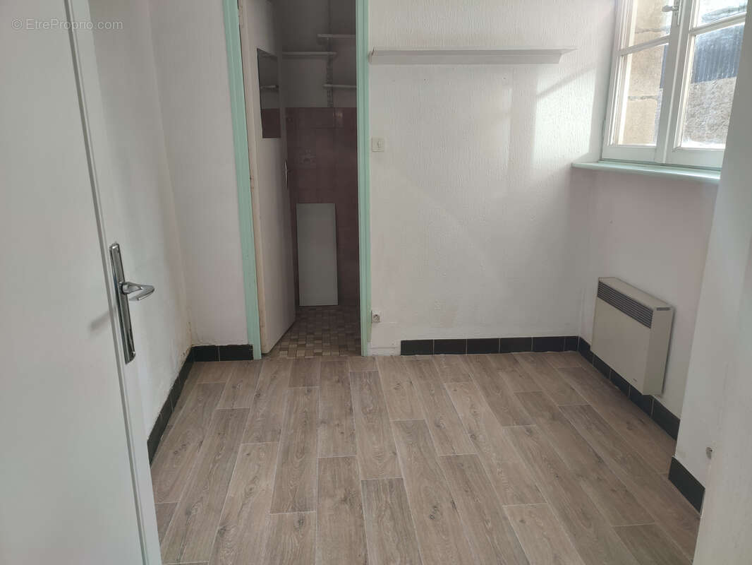 A vendre - soquet immobilier - ensemble de 2 maisons mitoyennes  gite+ local commercial  - plancoet centre - photo 14