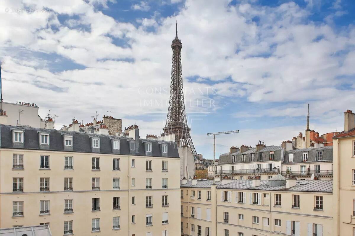 Appartement à PARIS-7E