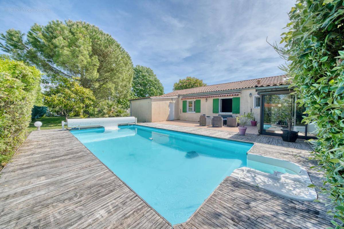 Maison à YVES