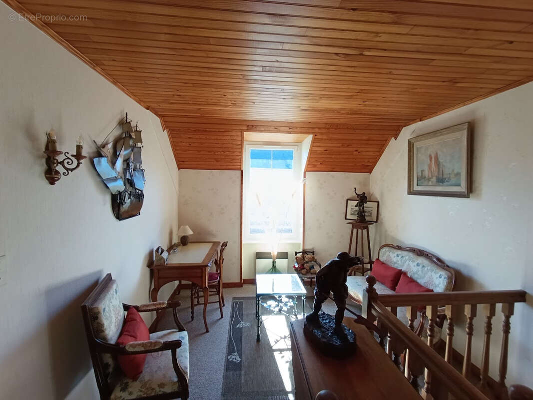 Maison à CREHEN