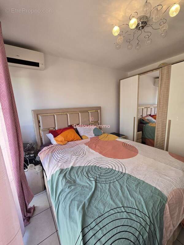 Appartement à MARSEILLE-1E