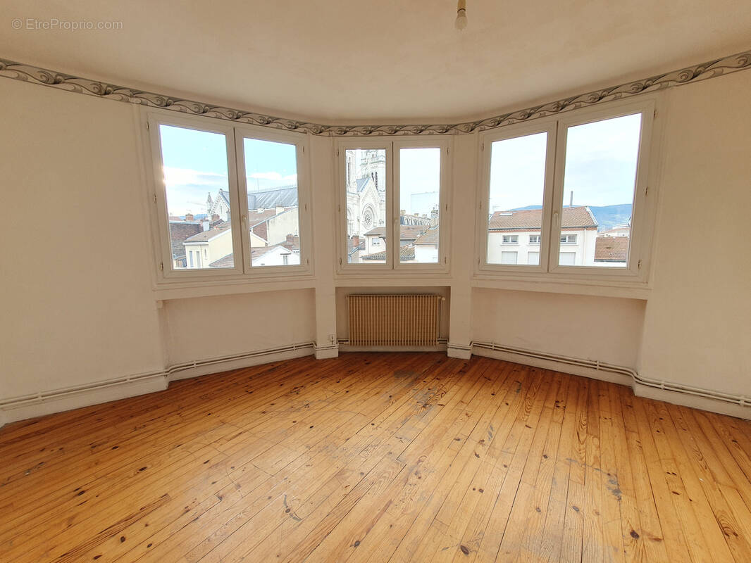 Appartement à SAINT-CHAMOND