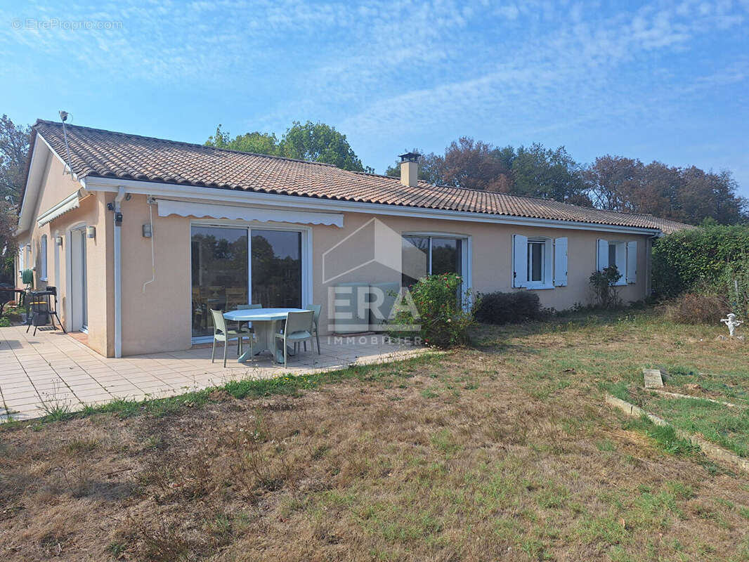 Maison 144m² à montpon-ménestérol - photo 9