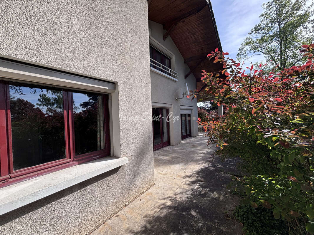 Maison à SAINT-CYR-AU-MONT-D'OR