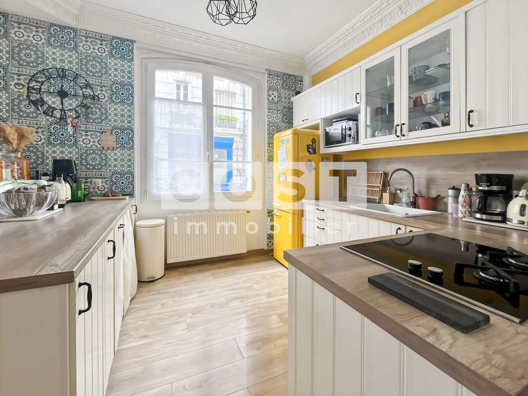 Appartement à COLOMBES