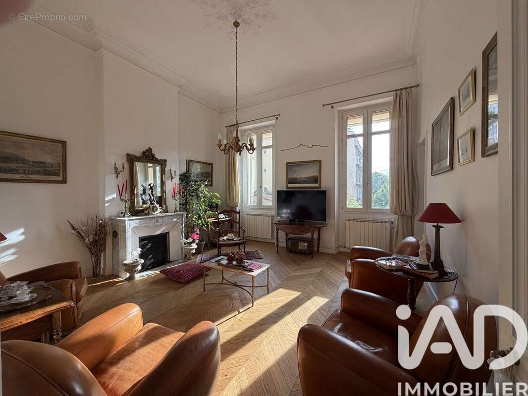 Photo 9 - Appartement à MARSEILLE-8E