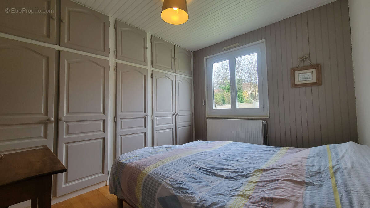 Maison à BAZOCHES-LES-BRAY