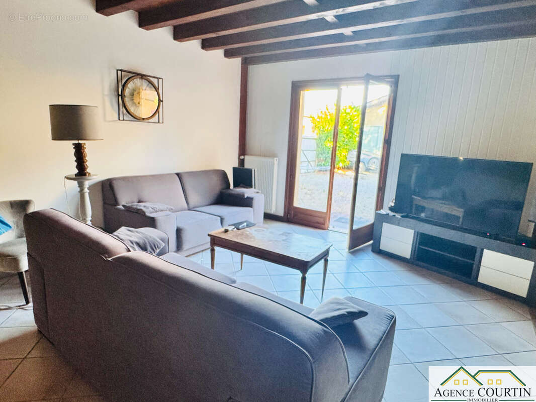 Ensemble immobilier - photo 3