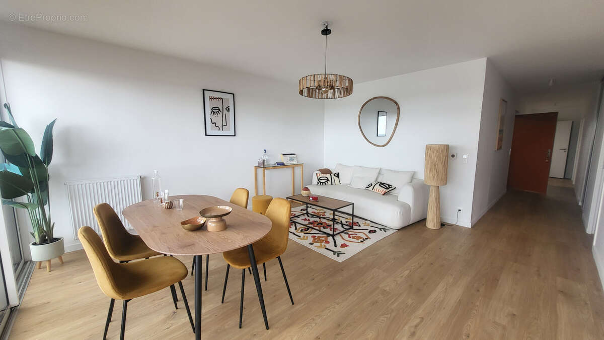 Appartement à BORDEAUX
