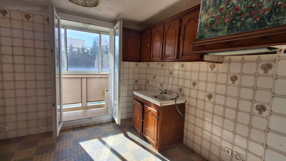 Appartement à MARSEILLE-14E