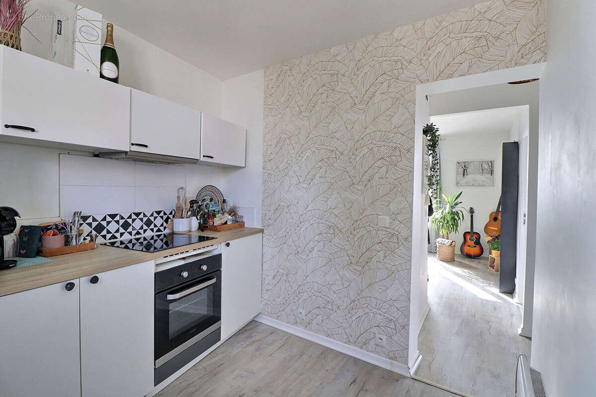 Appartement à NEAUPHLE-LE-CHATEAU