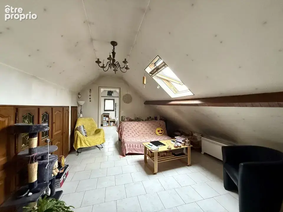 Pavillon familial, grand garage, appartement sur grand terrain - photo 19