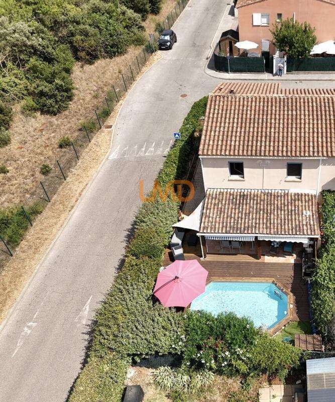 Pourcieux: T4 86m2 piscine garage - photo 4