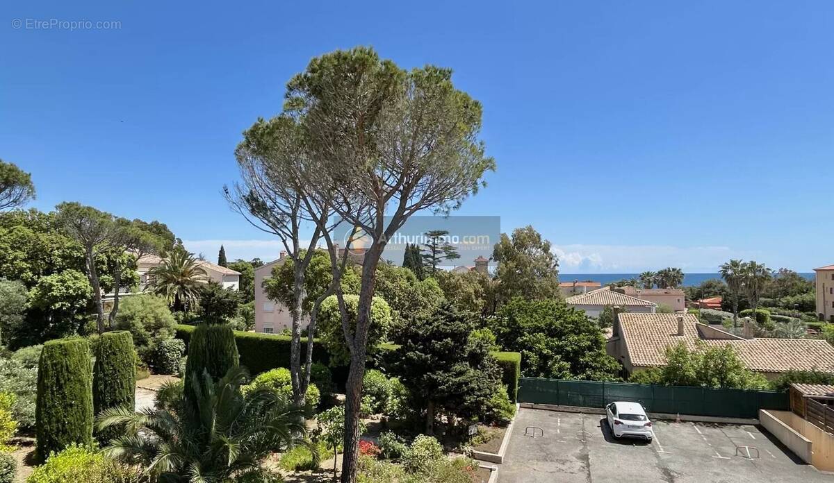 Appartement à FREJUS