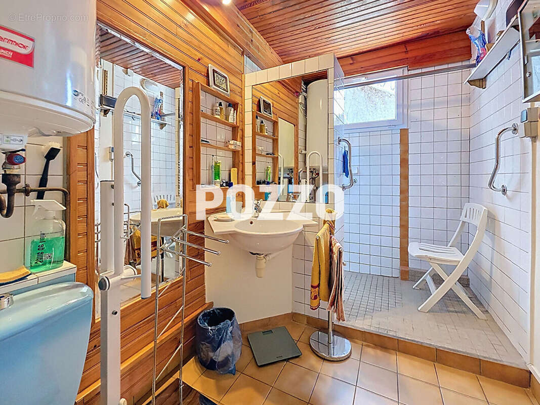 Maison à MUNEVILLE-LE-BINGARD