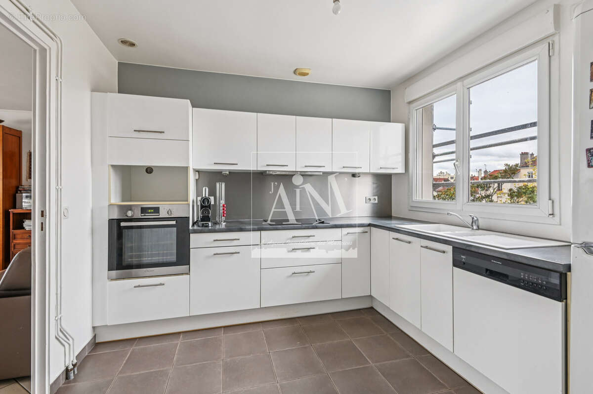 Appartement à NANTERRE