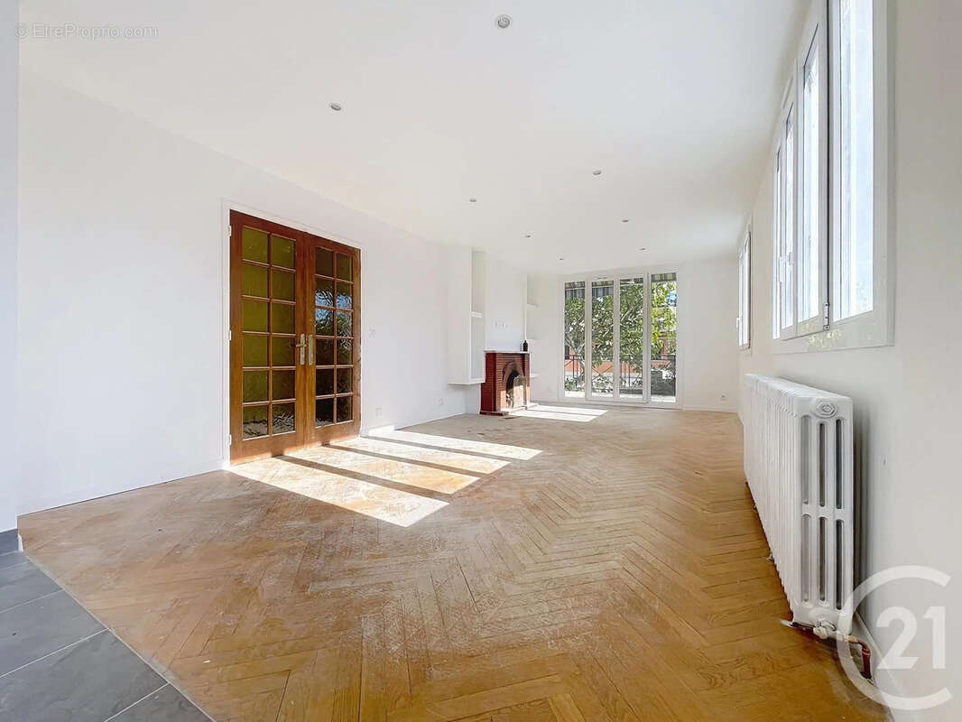 Maison à SAINT-ANDRE-LES-VERGERS