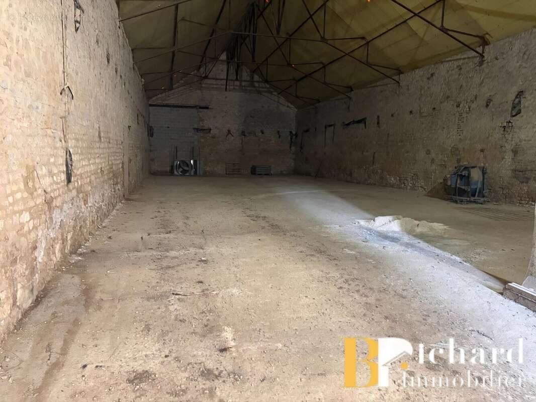 Corps de ferme entre Laon et Marle - photo 7