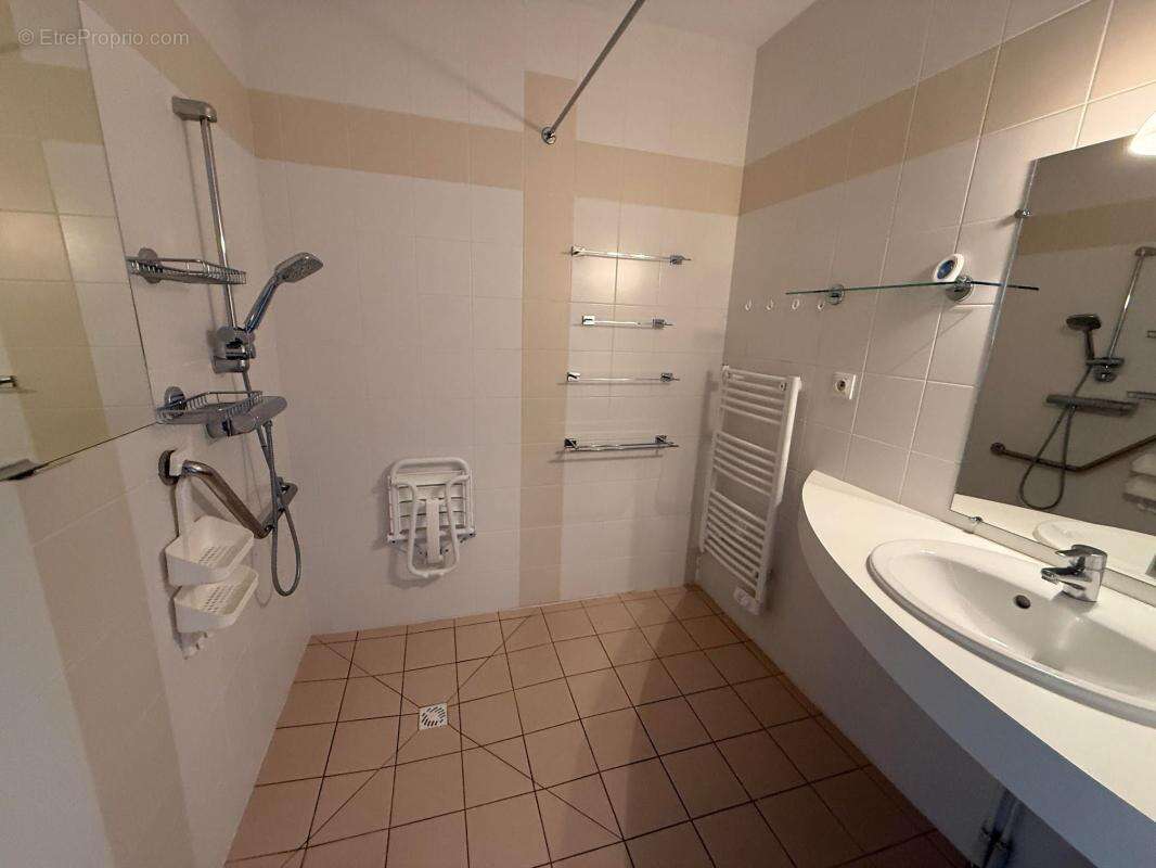 Appartement à SAINT-CYR-EN-VAL