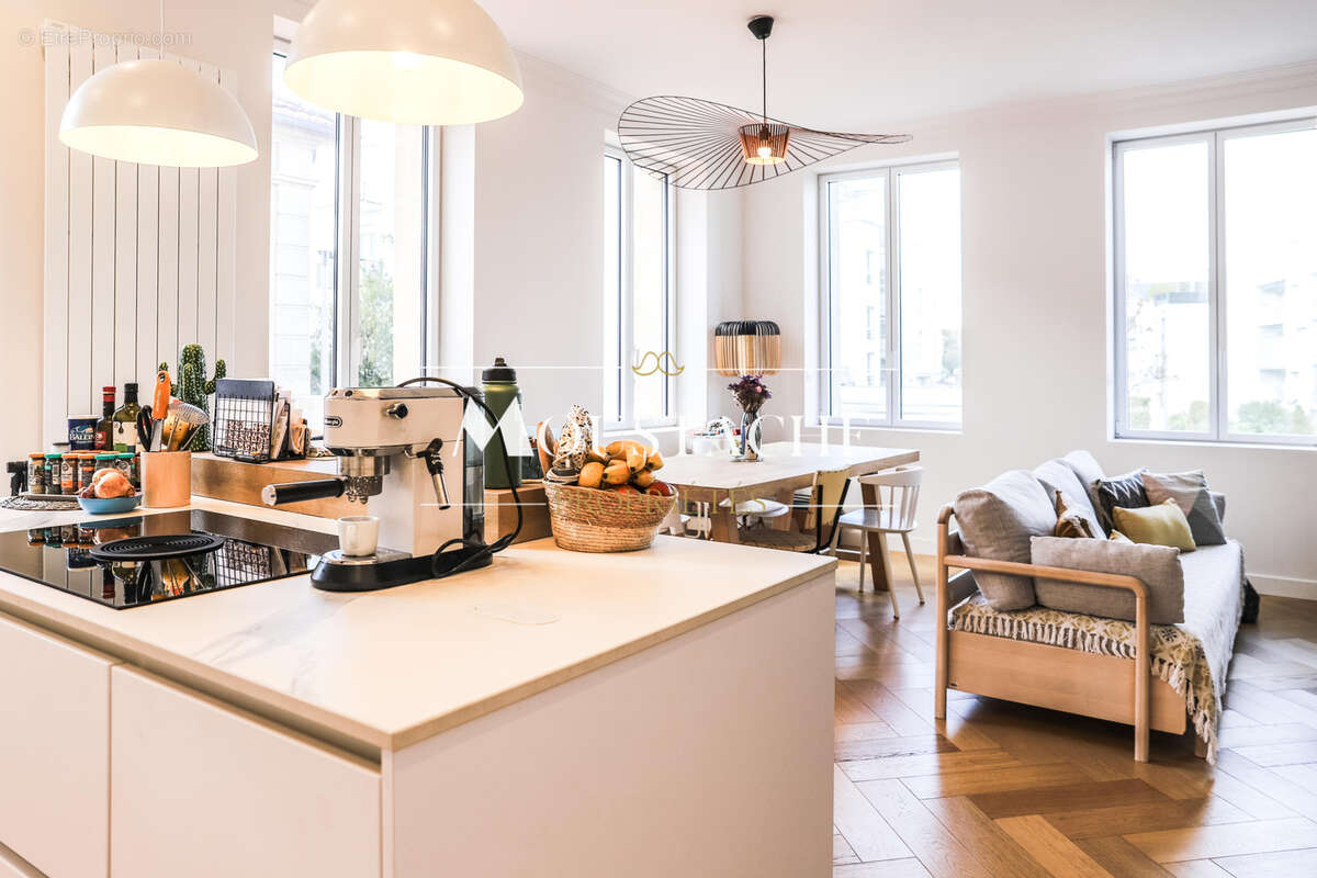 Appartement de standing - au coeur de royan pontaillac - - photo 2