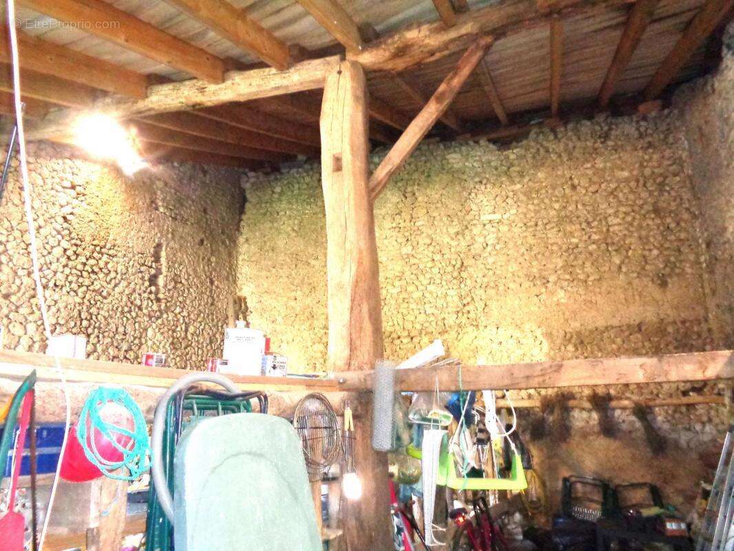 Maison à SAINT-PAUL-LIZONNE