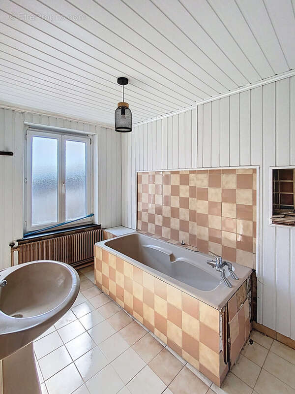 Maison à LE CATEAU-CAMBRESIS