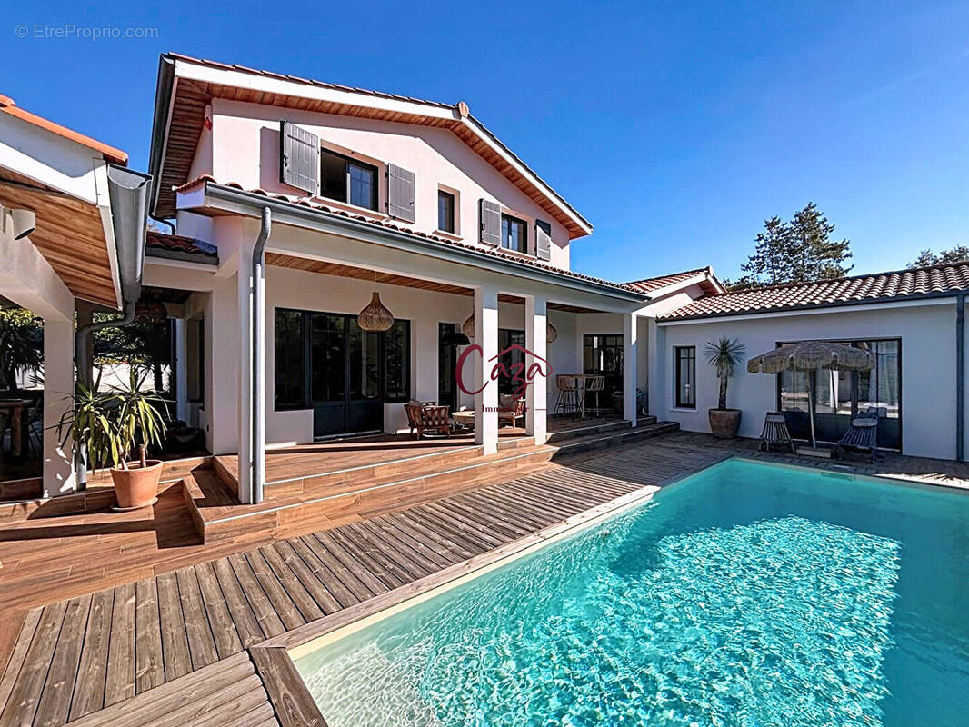 Maison à LATRESNE