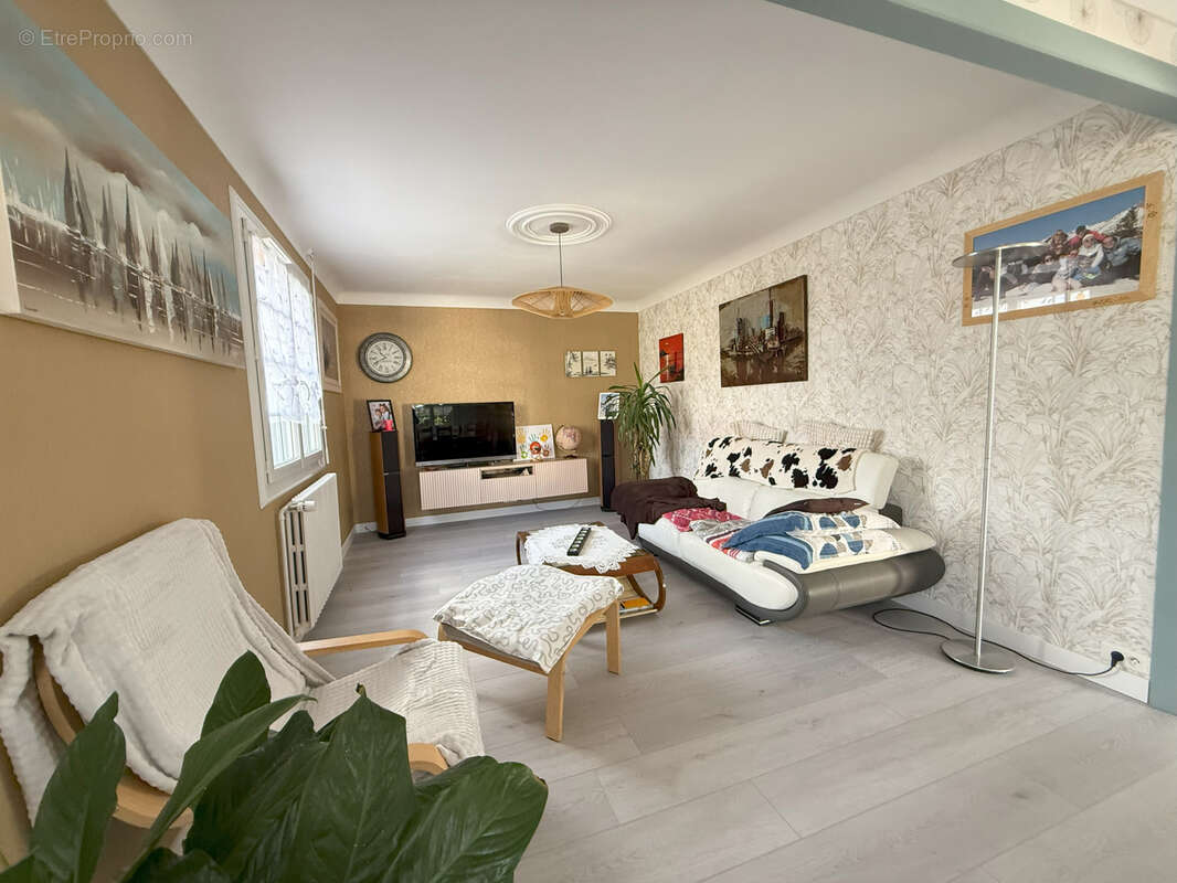 Maison à TREIZE-SEPTIERS