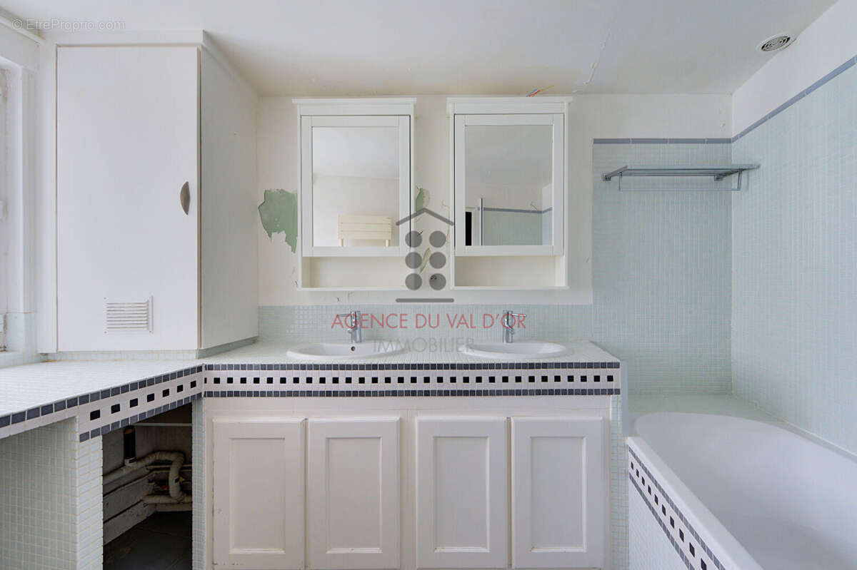 Appartement à LOUVECIENNES