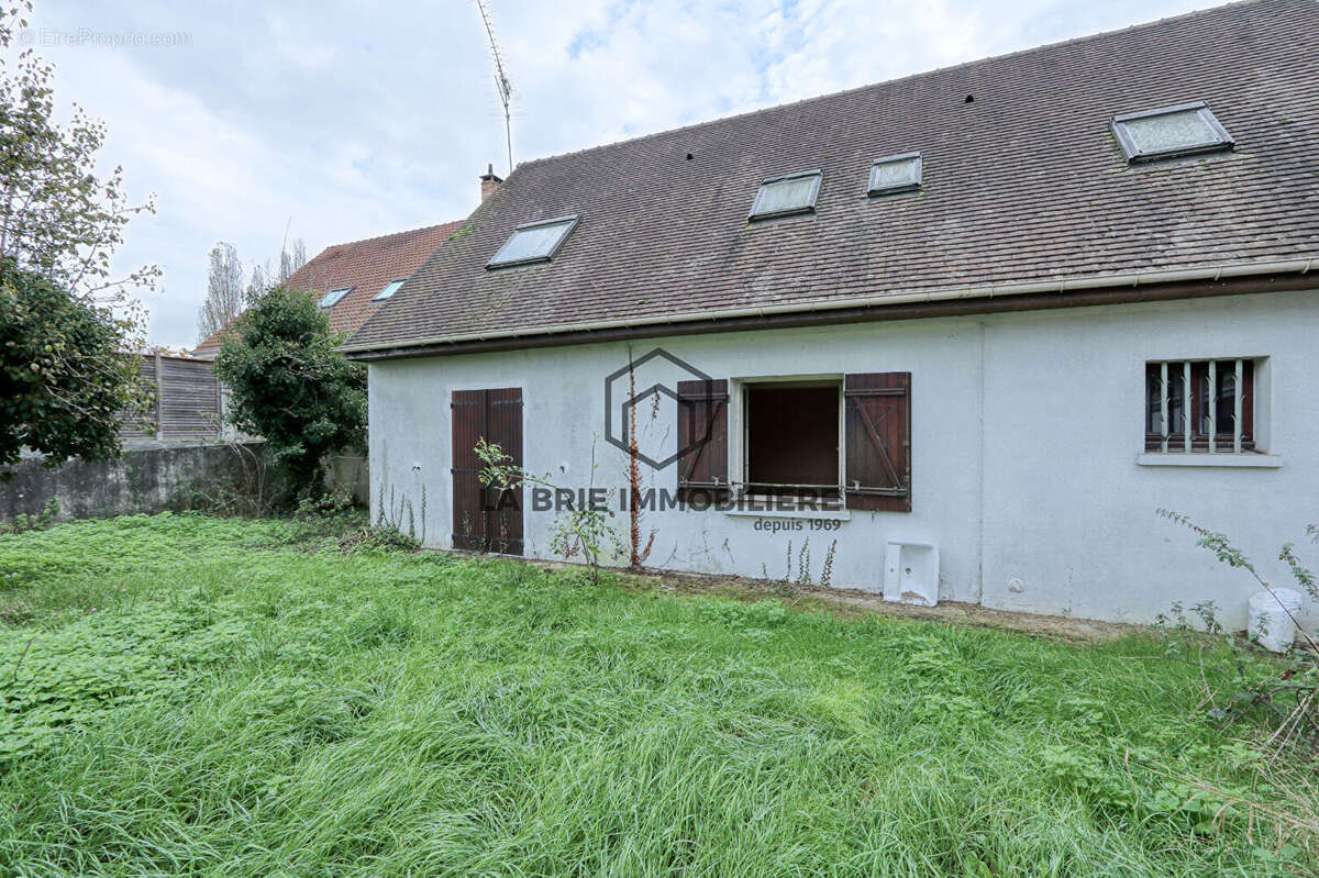 Maison à VILLECRESNES