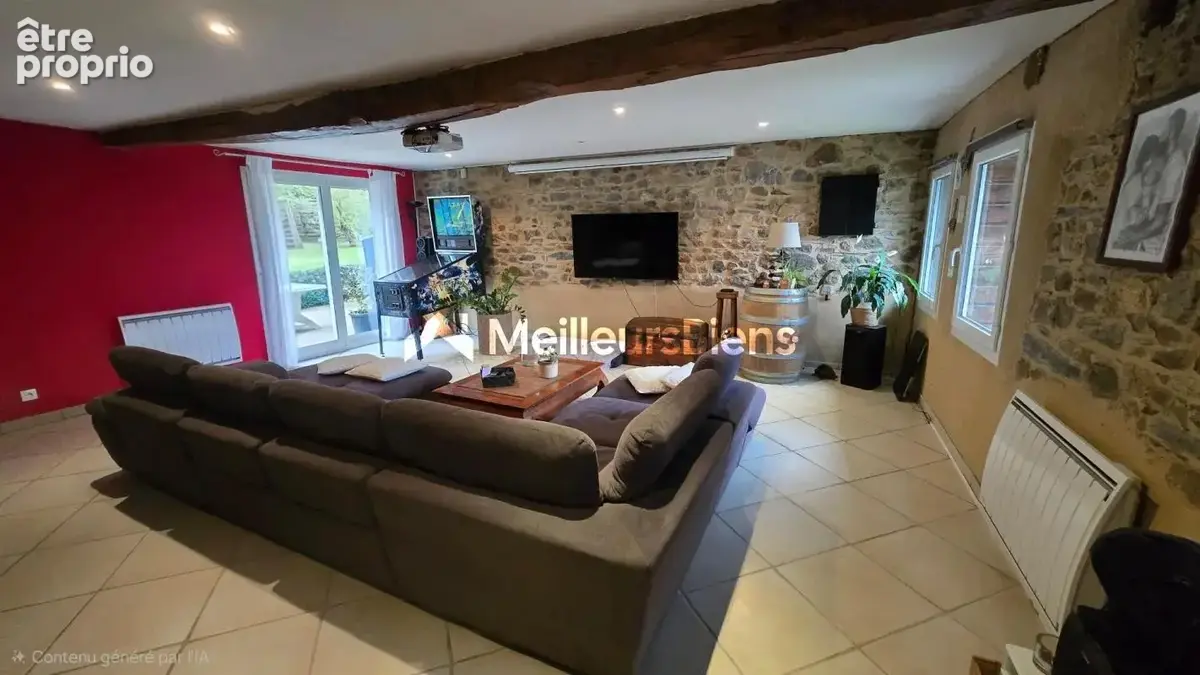 Longère sur plus de 160m², avec dépendances - photo 2