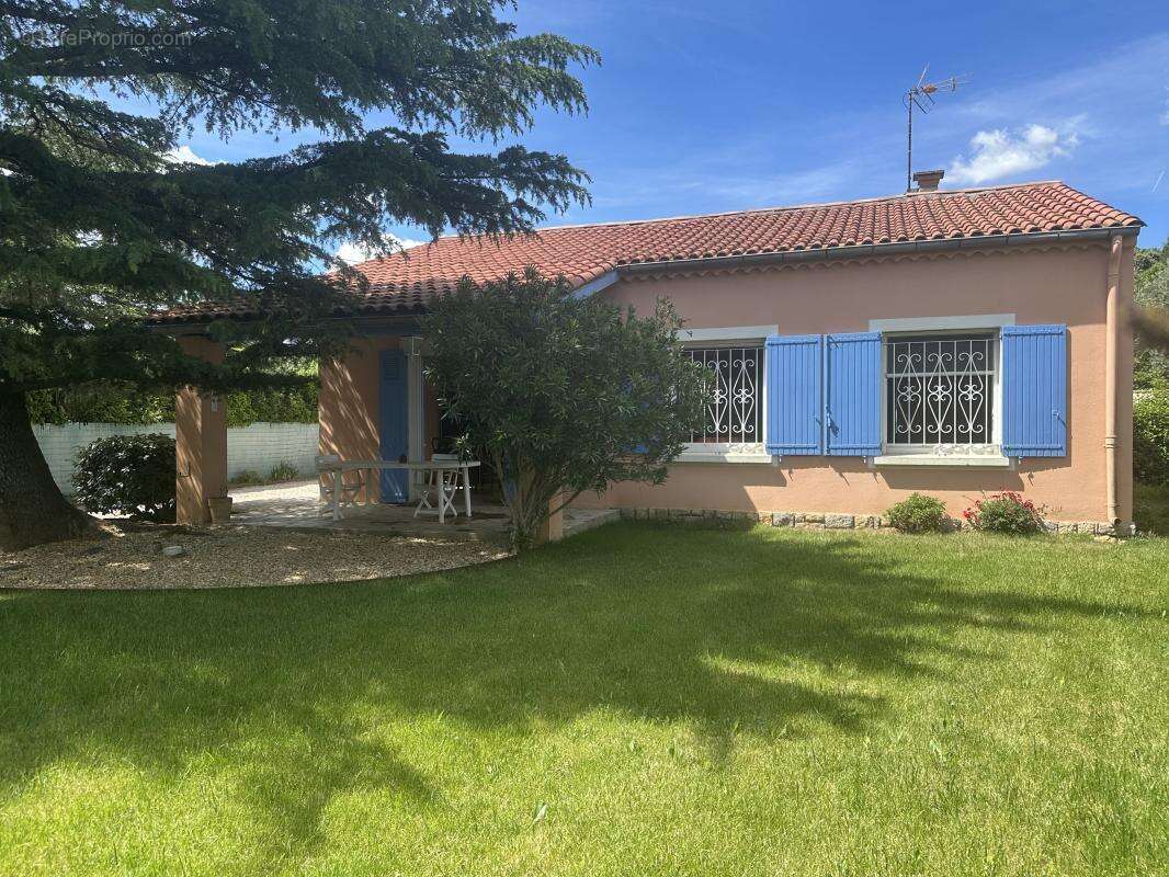 Maison 96 m² à Villeneuve-Les-Avignon  - photo 11