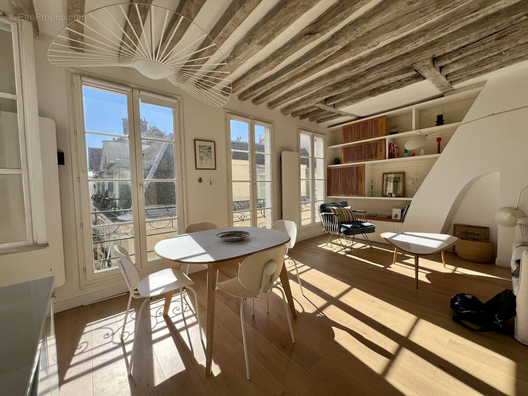 Appartement à PARIS-4E