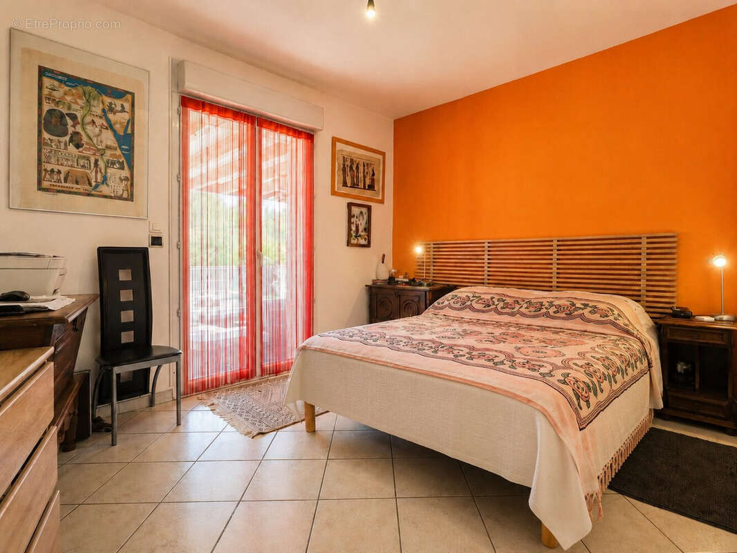 Maison 190 m² à La Roquebrussanne  - photo 9