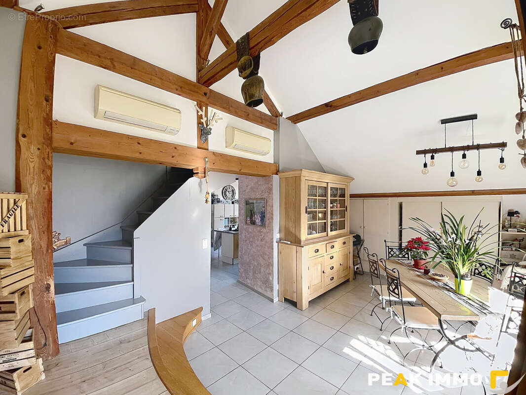 Appartement à DOUSSARD