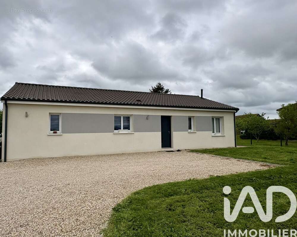 Photo 1 - Maison à SAINT-PIERRE-D'EYRAUD