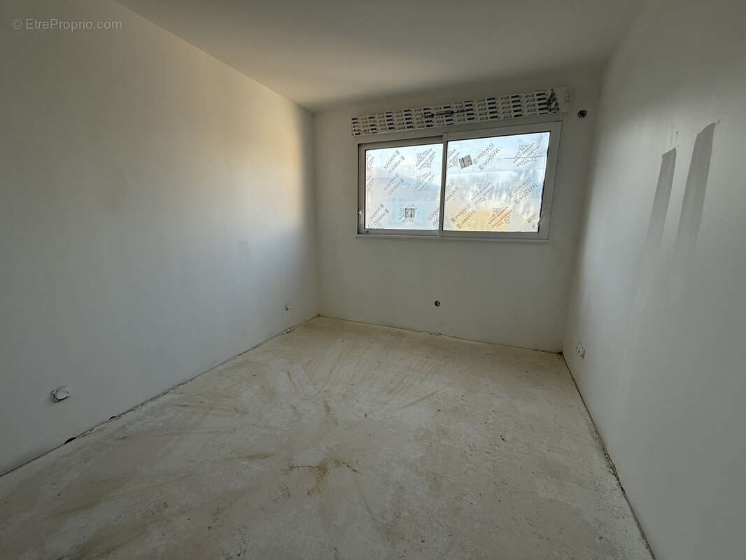 Maison à EYZIN-PINET