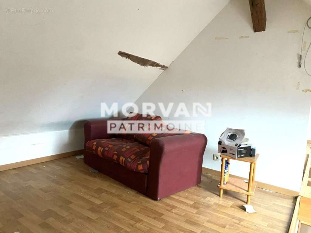 Maison à BILLY-CHEVANNES