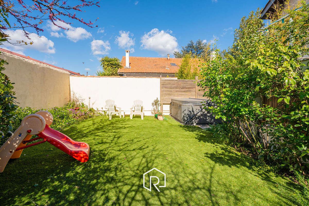 Maison à MARSEILLE-12E