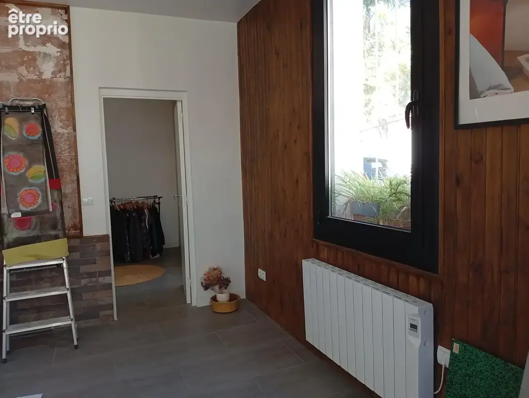 A vendre à Perpignan 149000€ - Appartement T4 rénové avec patio. - photo 9