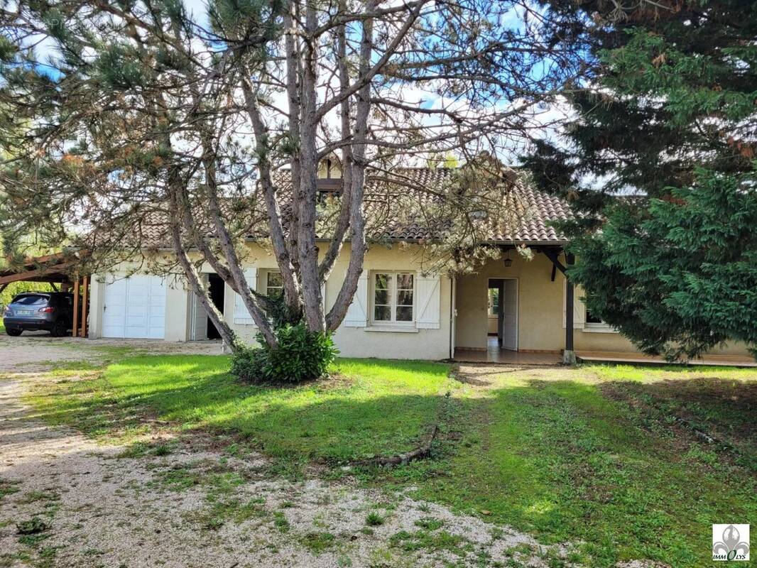 Maison à LA GENETE