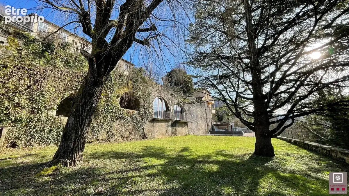 À 5 minutes du centre d' Ambérieu en Bugey. 2 maisons sur 9 000 M² de parc et bois. - photo 7