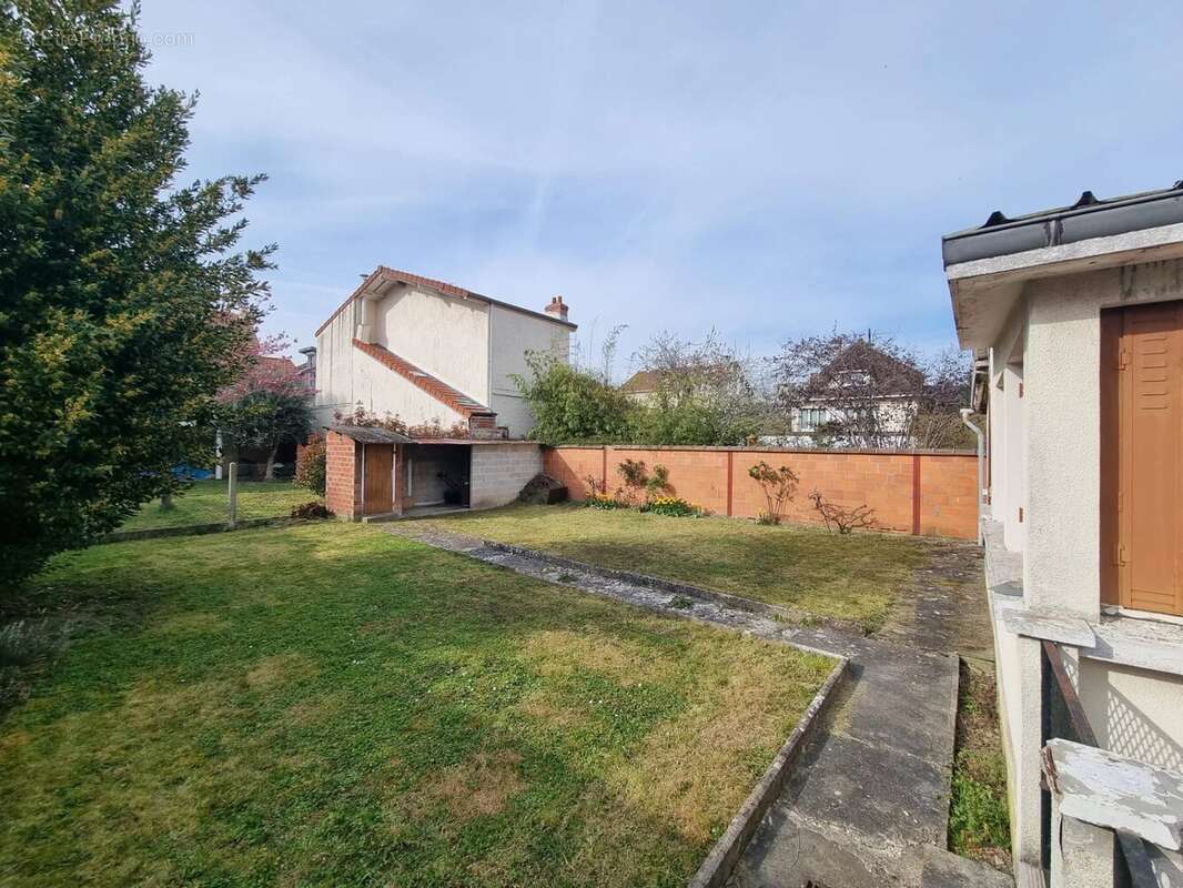 Maison à CROISSY-SUR-SEINE