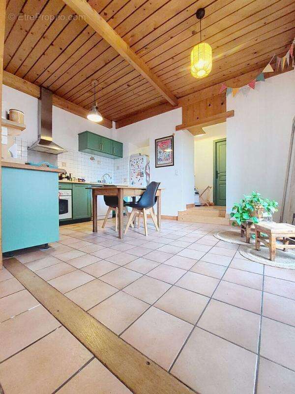 Appartement à SAINT-GERVAIS-LES-BAINS