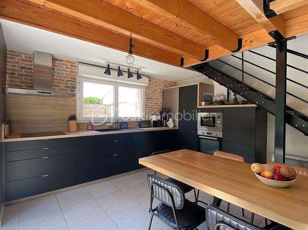 Maison à LE HAILLAN